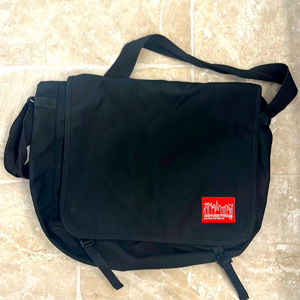 Manhattan Portage large messenger bag